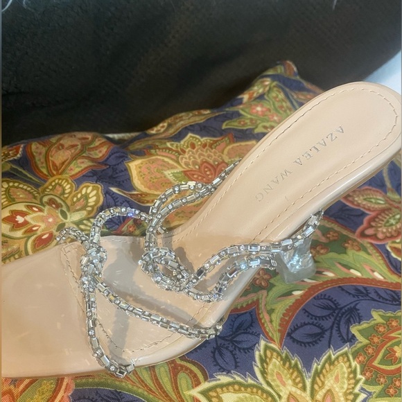 Azalea Wang blinged out heels Gorgeous - Picture 4 of 10